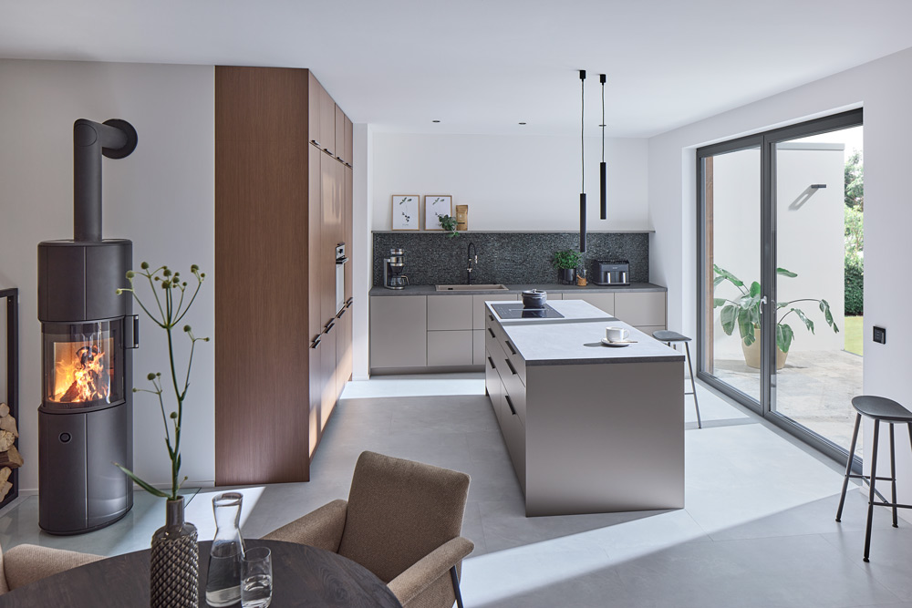 weru calido balkontuer kueche zweifluegelig innen basaltgrau 1 2 RGB low