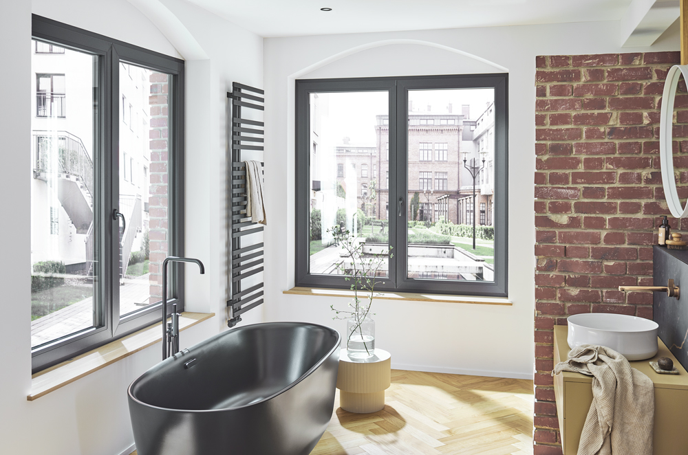 weru impreo kunststofffenster altstadtbad innen 8 fb S5 schwarzUltimatt schwarzerStandardgriff RGB low